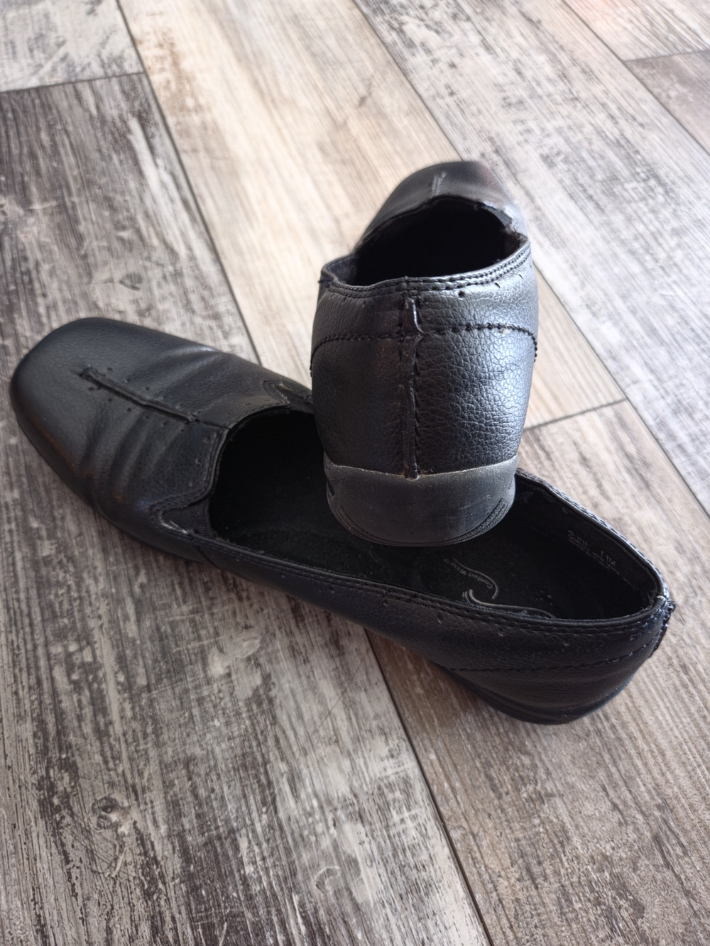 Easy Street Women's Black Comfort Slip-On Flats Round Toe US 11 M